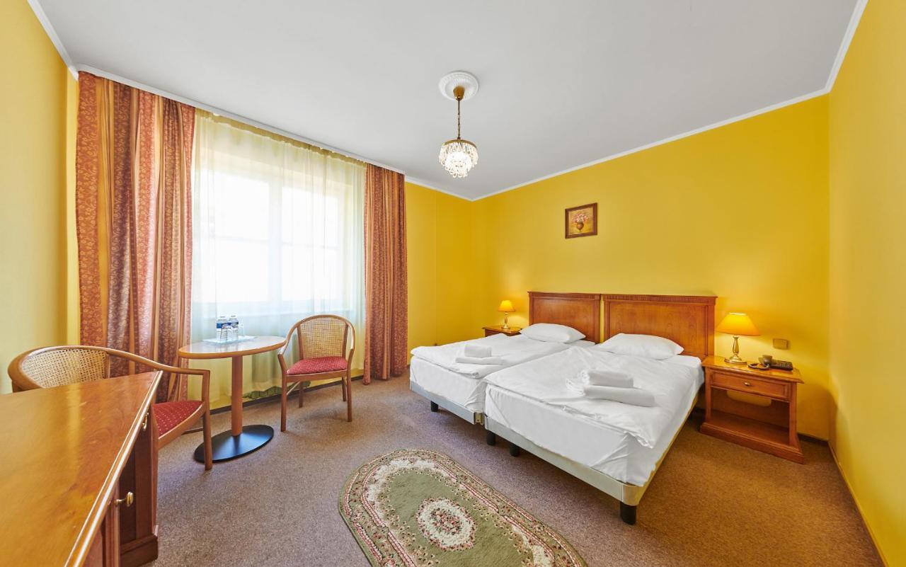 Abri 3* Praga